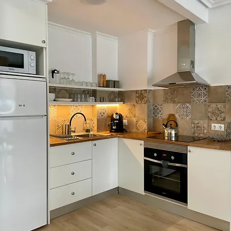 Casa Lagom With A Garage Appartement *