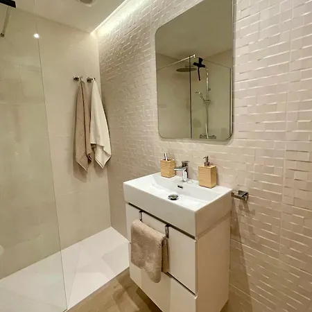 Appartement Casa Lagom With A Garage *